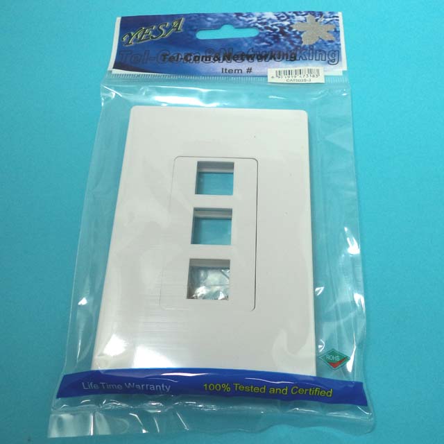WALL PLATE 3PORT WHITE DECORA SCREWLESS HOOK & SNAP-ON MOUNT