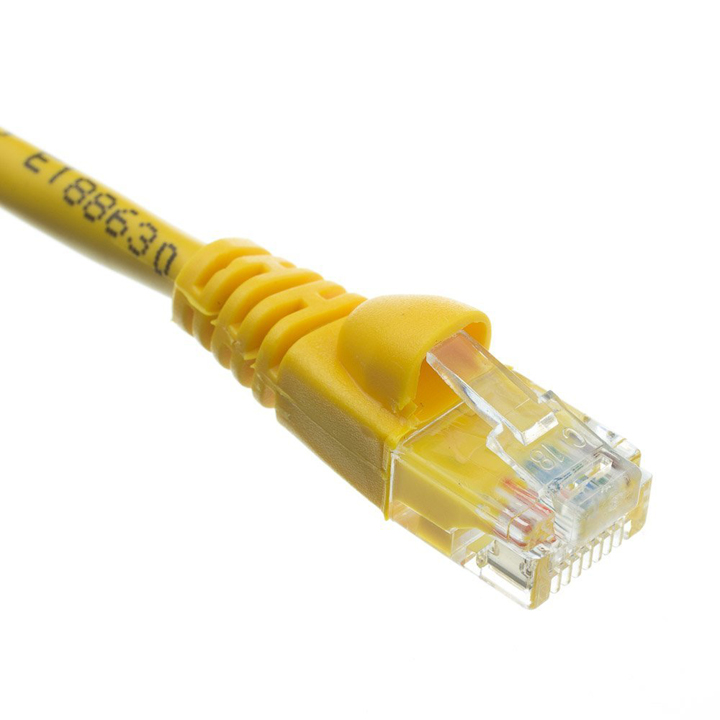 PATCH CORD CAT6 YELLOW 2.5FT SNAGLESS BOOT