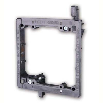 WALL PLATE MOUNTING BRACKETS DUAL FITS INTO 1/4-1IN DRYWALL