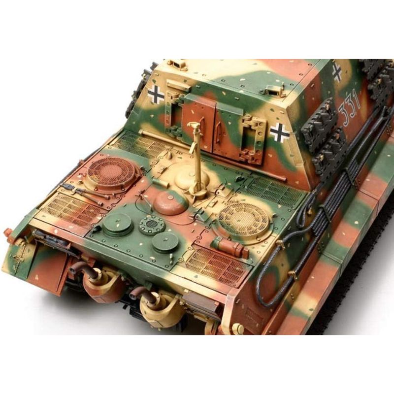 MILITARY VEHICLES 4589