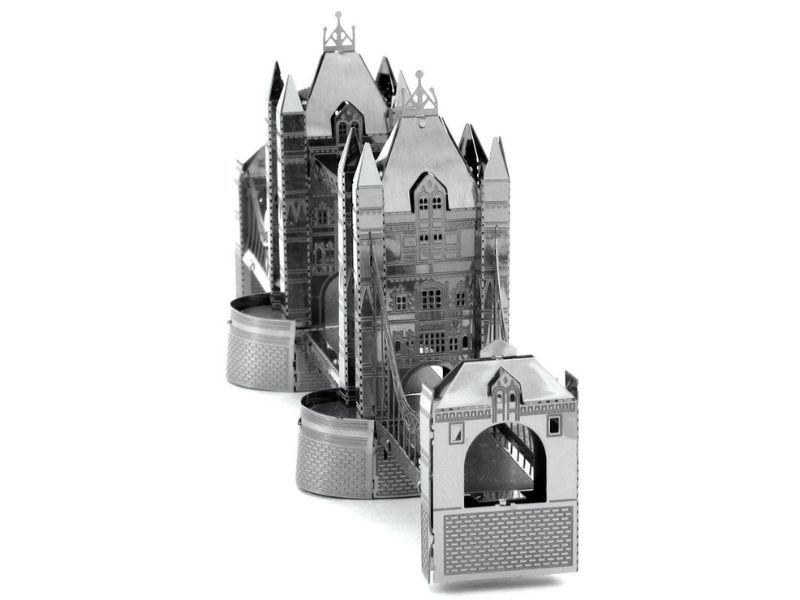 METAL EARTH 4136